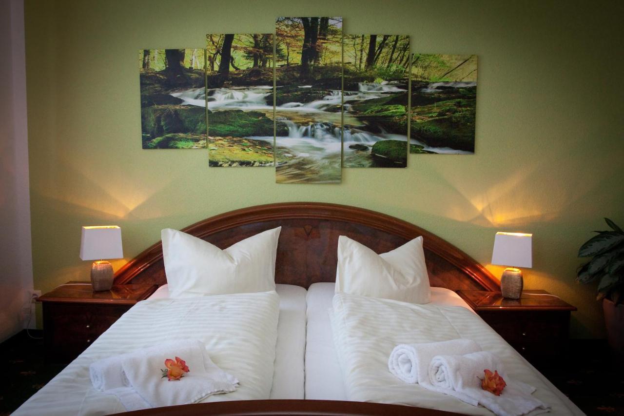 Ratskeller Thum Hotel Екстериор снимка