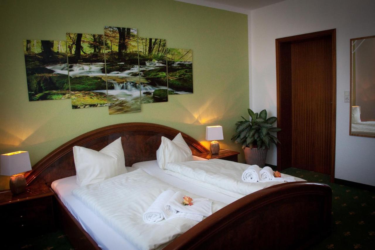 Ratskeller Thum Hotel Екстериор снимка
